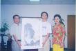 1998年在台北与台北师范学院校长欧用生博士、画家简淑华女士